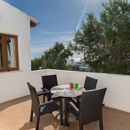 Holiday home Delfin *
